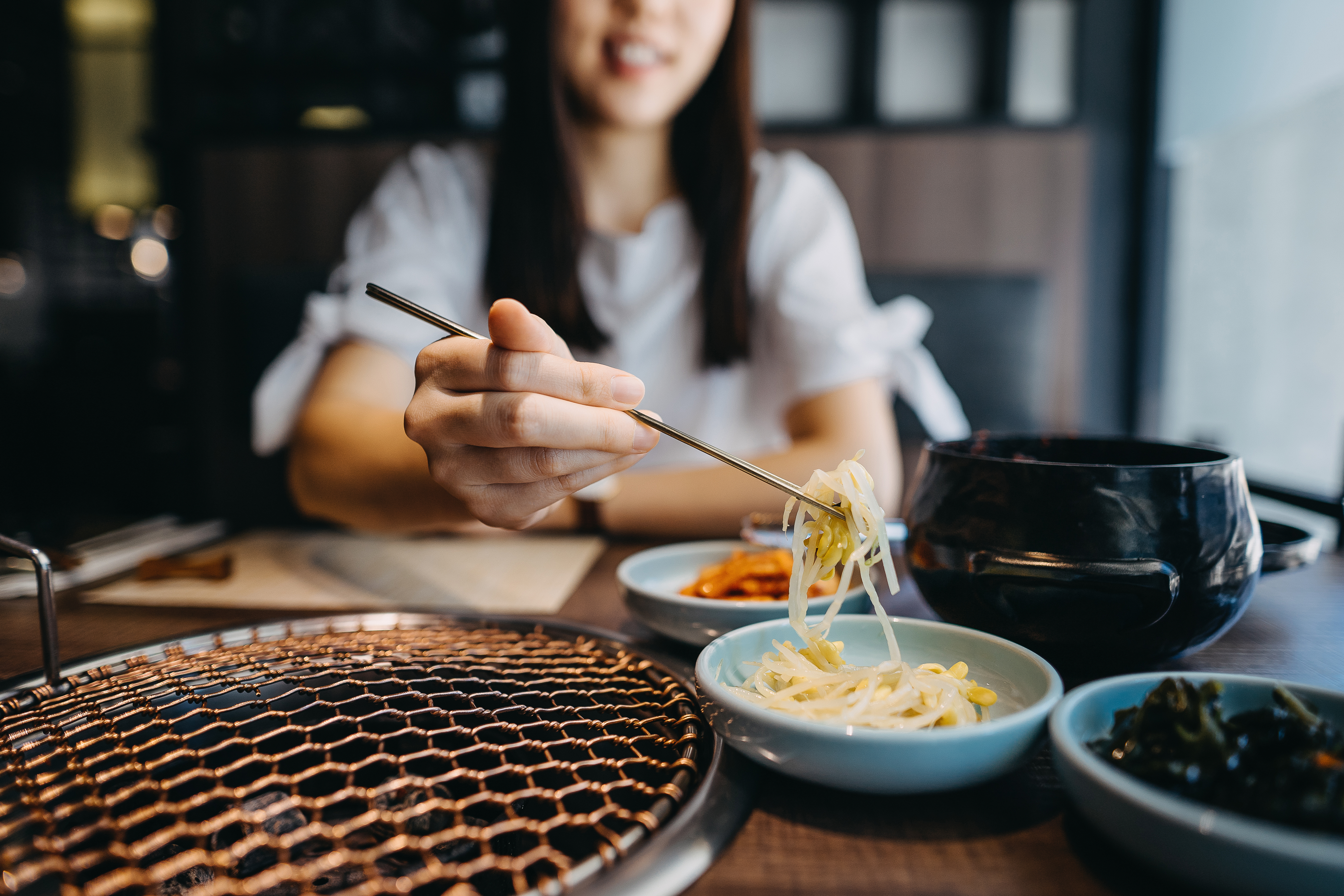 2025大食饮行业消费者心智及决策链路研究白皮书 的第 1 張封面圖片